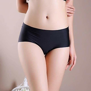Hình 3: Quần lót đúc su là kiểu dáng đồ lót không gây hằn ha